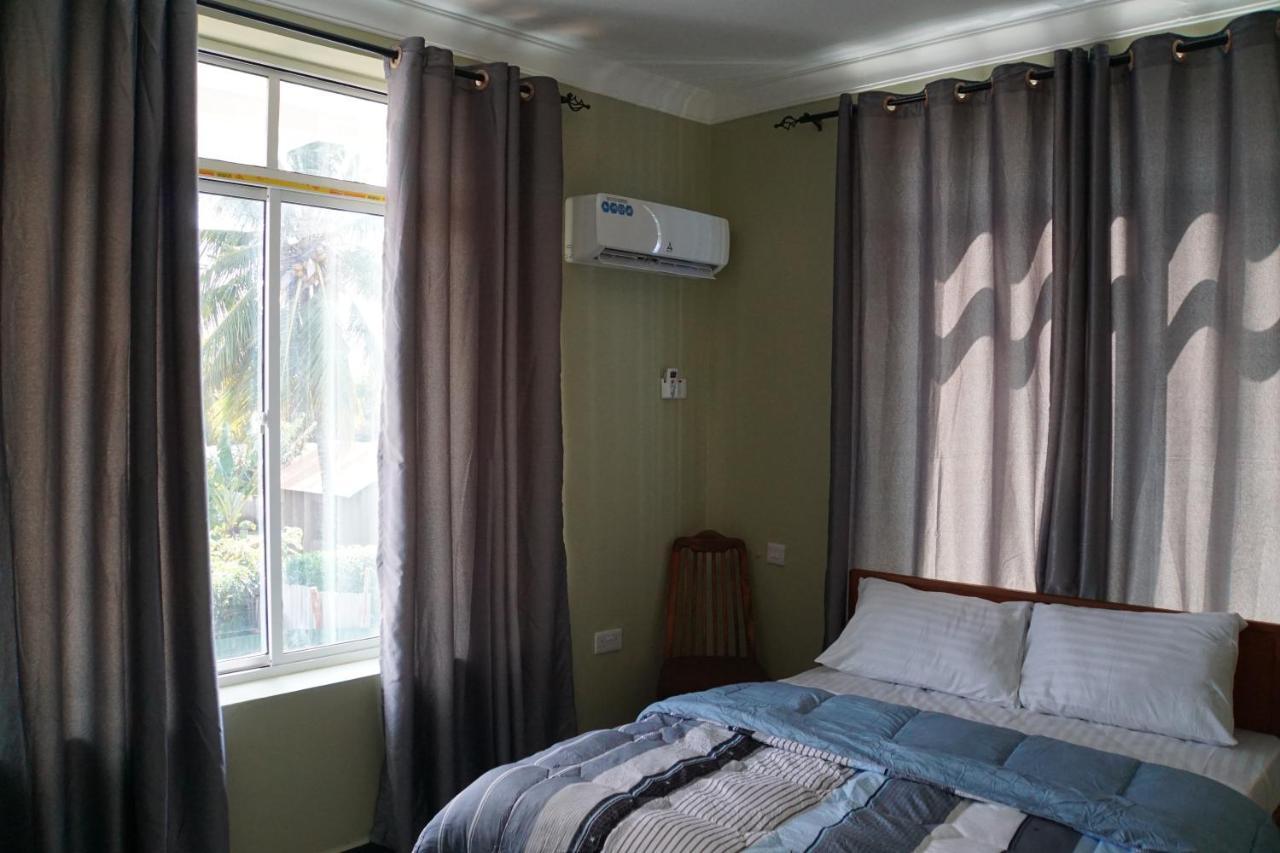 Phyllen Hotel Tanga Exterior photo
