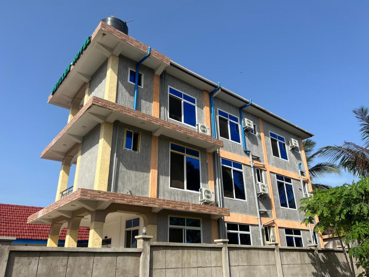 Phyllen Hotel Tanga Exterior photo